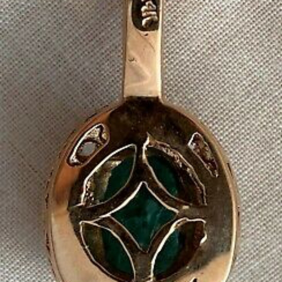 VIDEO!! Beautiful 14KT Rose Gold Emerald Diamond Necklace - Picture 10 of 16